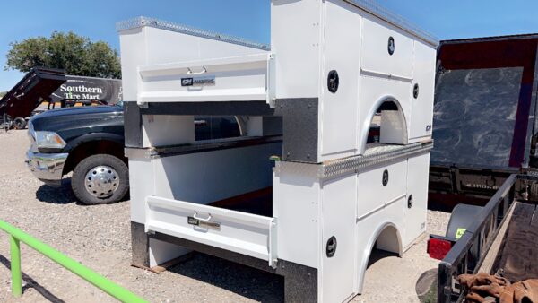 TB145F-CMG 98/78/VVFFG2M FLIP TOP SINGLE WHEEL UTILITY SERVICE BED- LONGBED