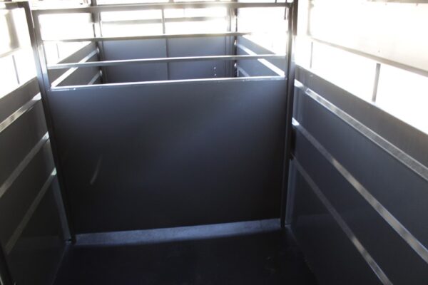 2025 MAVERICK 17' BUMPER PULL STOCK TRAILER - Image 7