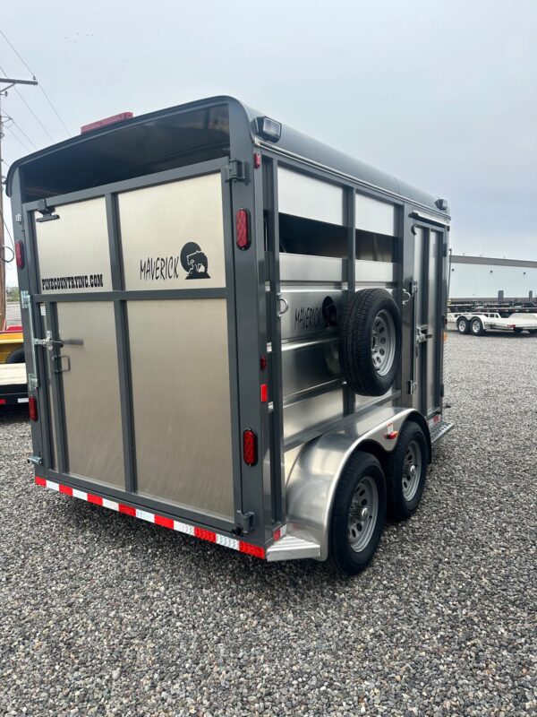 MAVERICK 2 HORSE 13 BUMPER PULL TRAILER