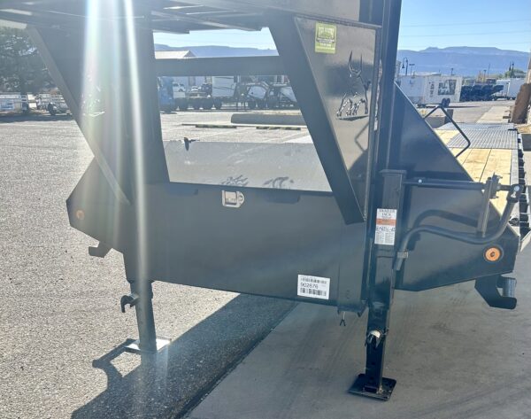 2026 IRONBULL 30' 22 k Rated Gooseneck - Image 3