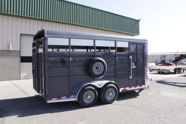 2025 MAVERICK 17' BUMPER PULL STOCK TRAILER - Image 2
