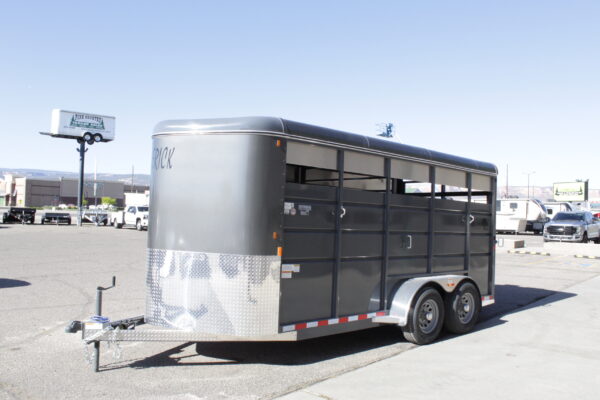 2025 MAVERICK 17' BUMPER PULL STOCK TRAILER - Image 5