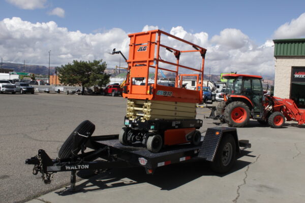 2023 Walton, Low Pro Man Lift Trailer - Image 4