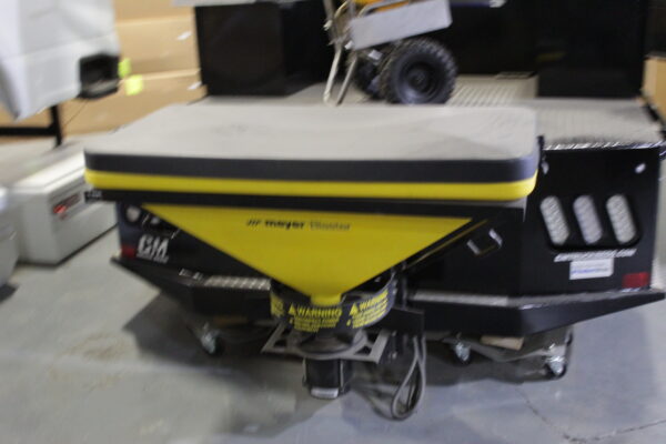 Blaster 350 Tailgate Spreader - Image 4