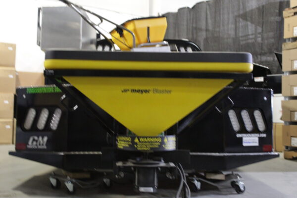 Blaster 350 Tailgate Spreader - Image 2