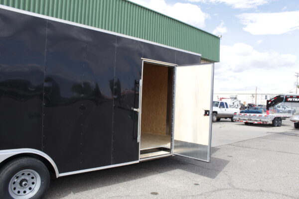 2025 PACE 8-1/2'X24' TANDEM AXLE ENCLOSED TRAILER - Image 8