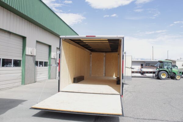 2025 PACE 8-1/2'X24' TANDEM AXLE ENCLOSED TRAILER - Image 9