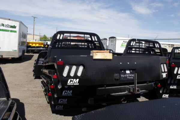 CM 60'' CA DRW Cab & Chassis - Image 4
