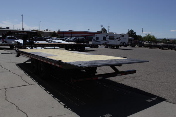2026 IRONBULL 22' 14k Deckover Tilt Trailer - Image 4