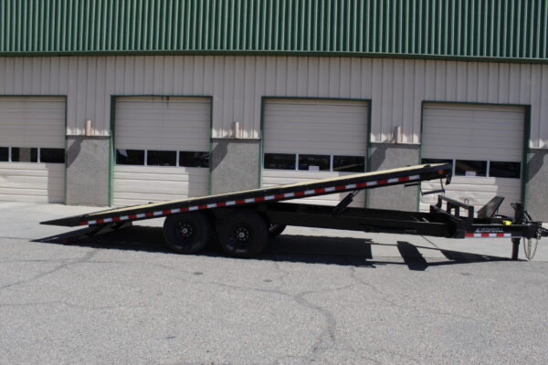 2026 IRONBULL 22' 14k Deckover Tilt Trailer - Image 6