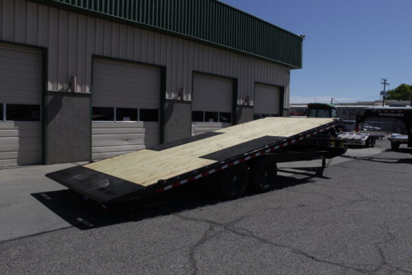 2026 IRONBULL 22' 14k Deckover Tilt Trailer - Image 7