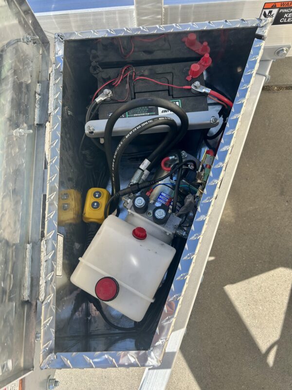 2025 H&H 82''X22' ALUMINUM POWER TILT TRAILER - Image 3
