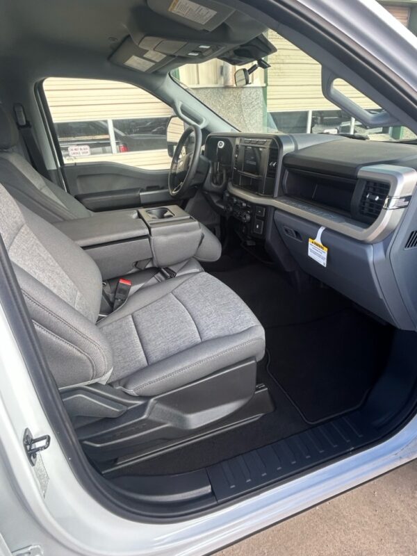 2024 FORD F350 - Image 15