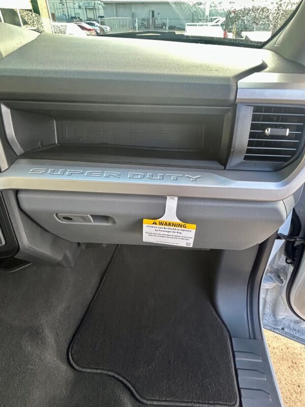 2024 FORD F350 - Image 16