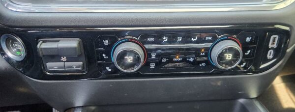 24 CHEVROLET SILVERADO 3500 VH - Image 22