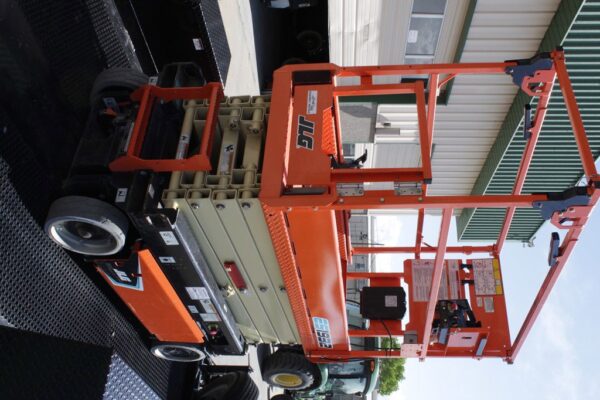 23 JLG ES1932 EQ - Image 4