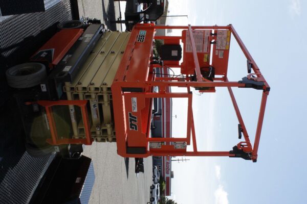 23 JLG ES1932 EQ - Image 3