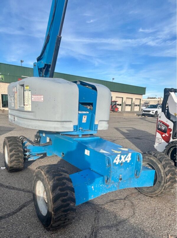 2013 GENIE S-40 EQ