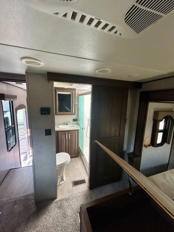 2020 KEYSTONE 321 RS CE - Image 19