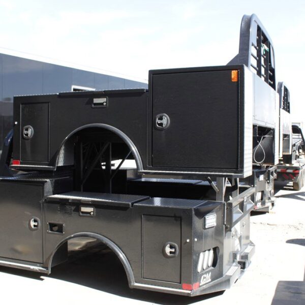 2025 CM TM-02975742DLX 57'' CA 8.5' DRW Tradesman