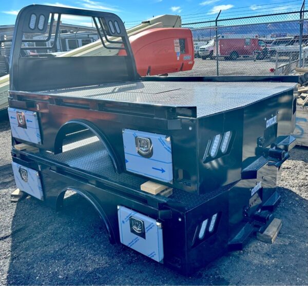 23 CROWNLINE SKS56 TB