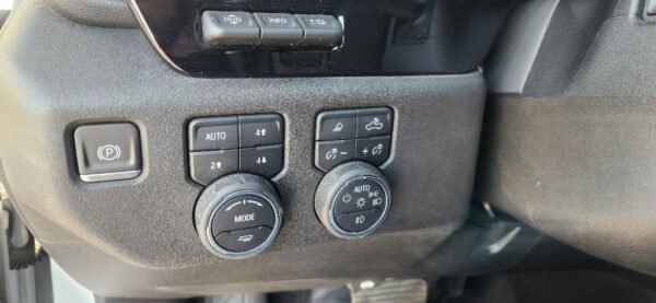 24 CHEVROLET SILVERADO 3500 VH - Image 27