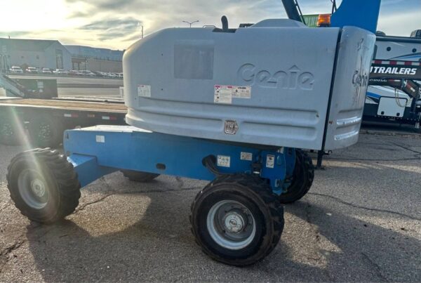 2013 GENIE S-40 EQ - Image 2