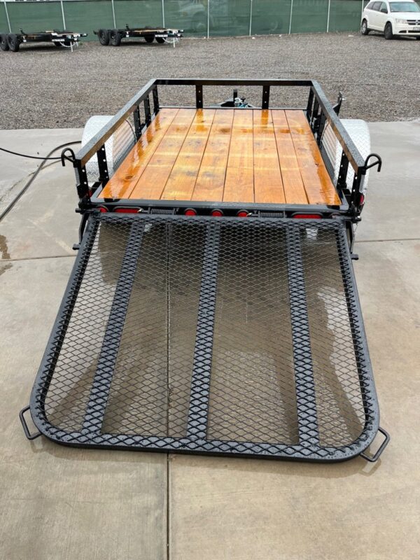25 PJ 60X8SARG UT - Image 14