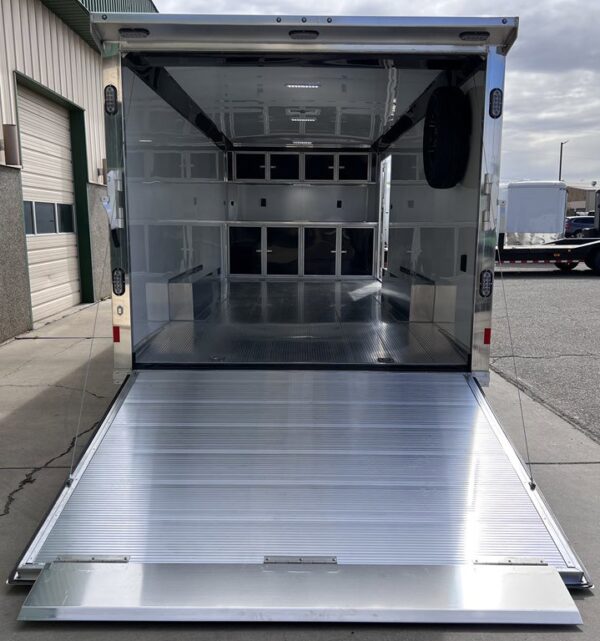 24 SUNDOWNER RCS24BP ET - Image 33