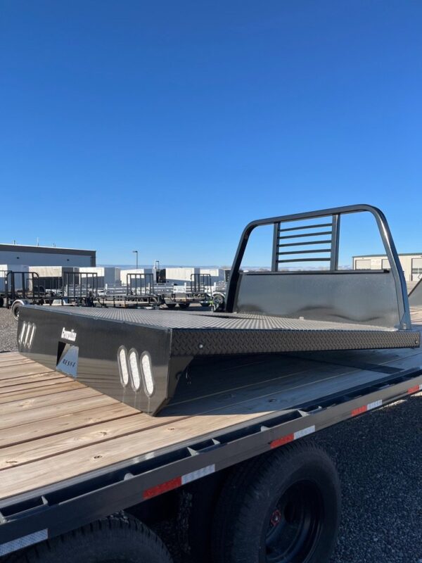 24 CROWNLINE RES84 TB - Image 3