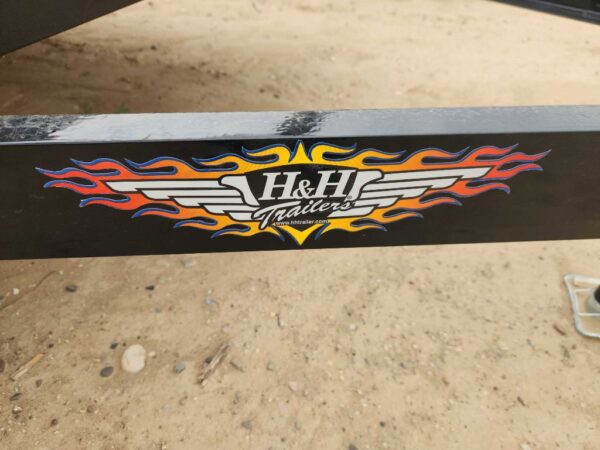 24 H&H H8214TRS-070 UT - Image 4