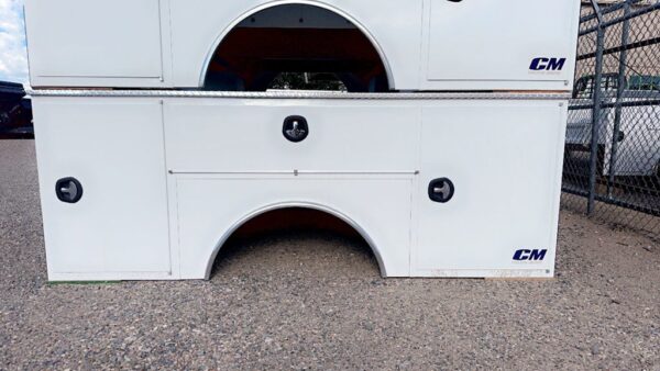 24 CM TRUCK BEDS CMG9878VVFFG2M TB - Image 3