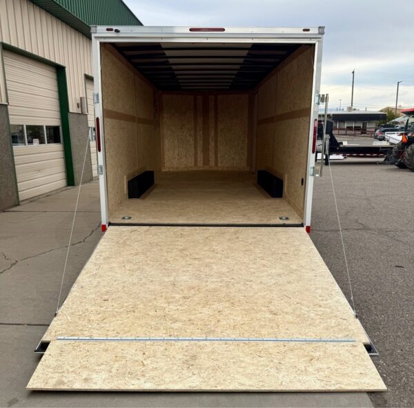 26 HAULMARK PP8520T3 ET - Image 8