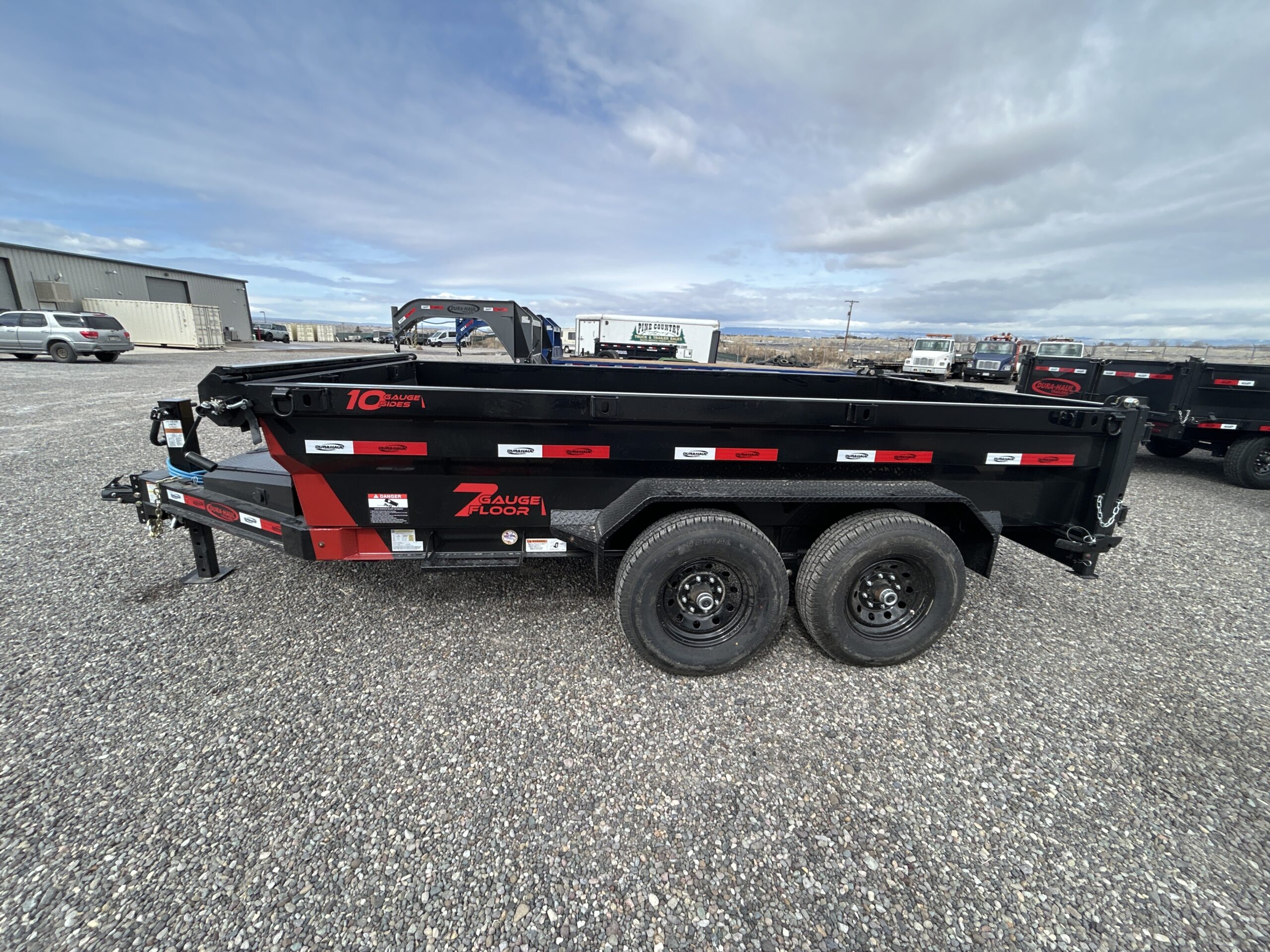 6X12 DUMP TRAILER BLACK 7K - Image 2