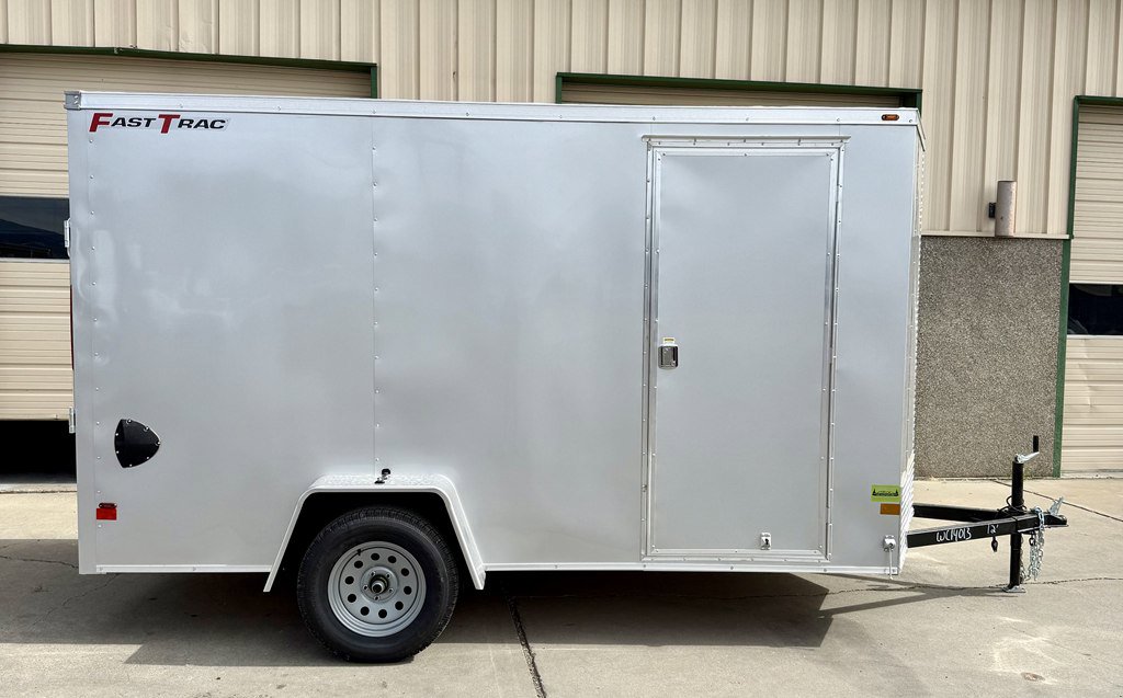 2026 Wells Cargo FT6122-D 6X12 SINGLE AXLE ENCLOSED - Image 2