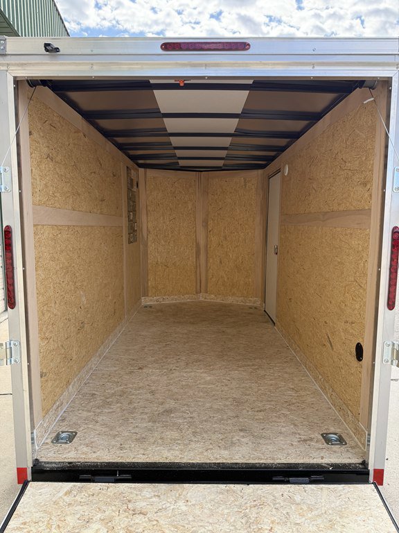 2026 Wells Cargo FT6122-D 6X12 SINGLE AXLE ENCLOSED - Image 5