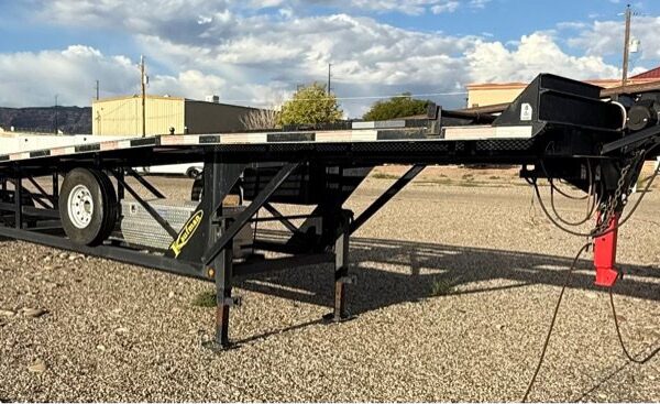 2006 Kaufman 6W 3 Car Wedge Trailer