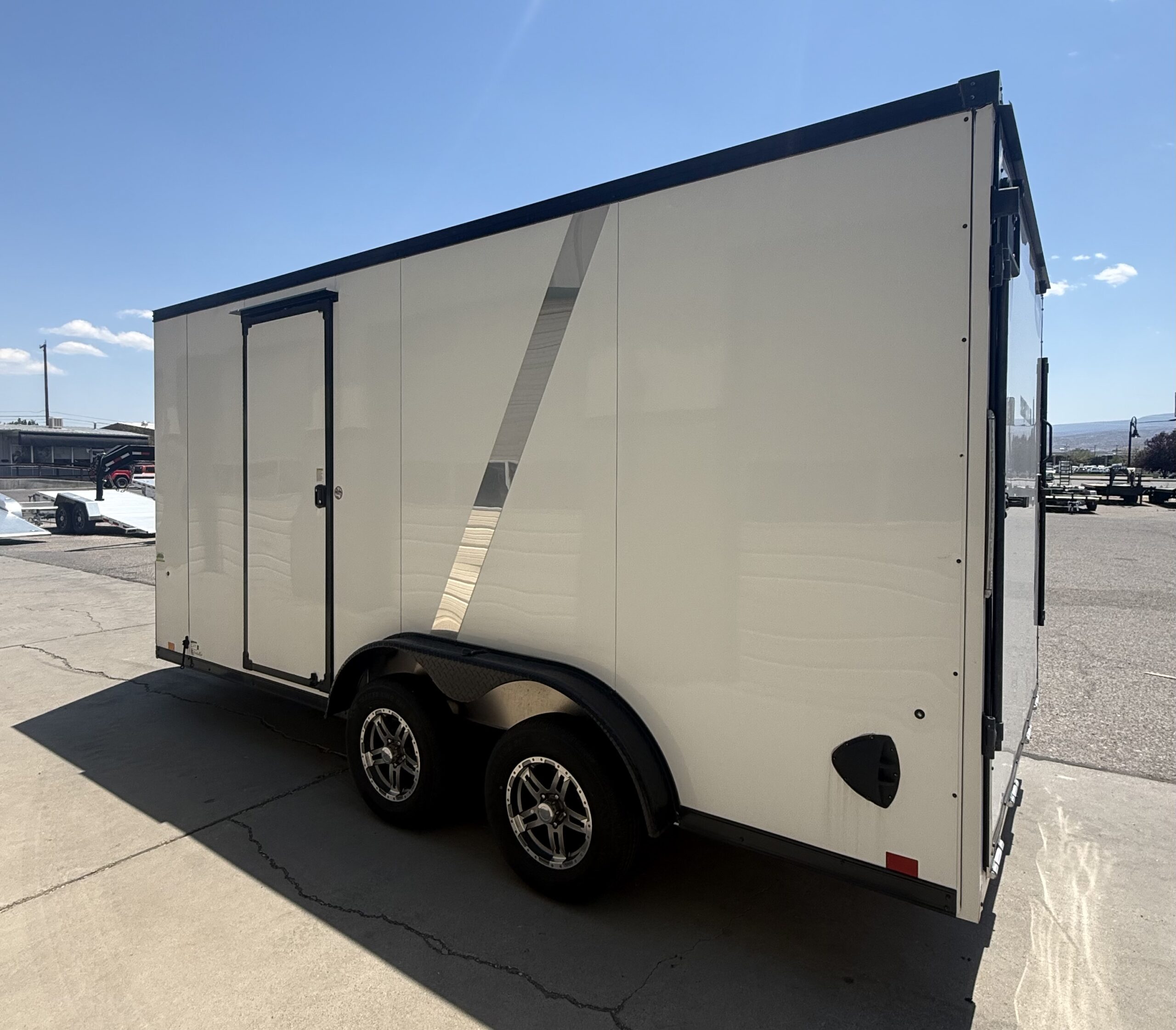 2023 Everlite EACFA75X16TE2 7-1/2x16 Alum Enclosed Trailer - Image 3