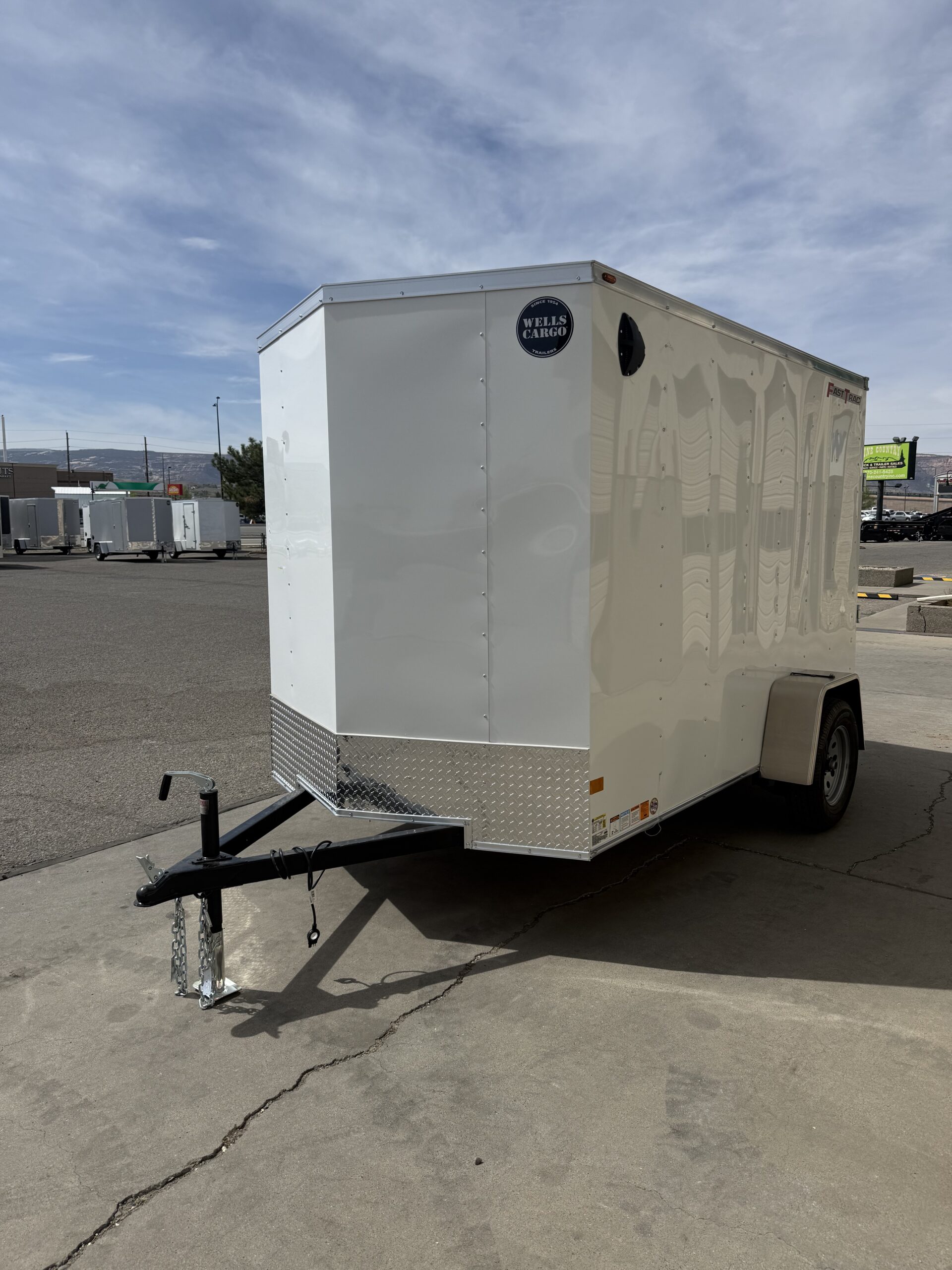6'X10' ENCLOSED TRAILER WELLS CARGO FAST TRAC