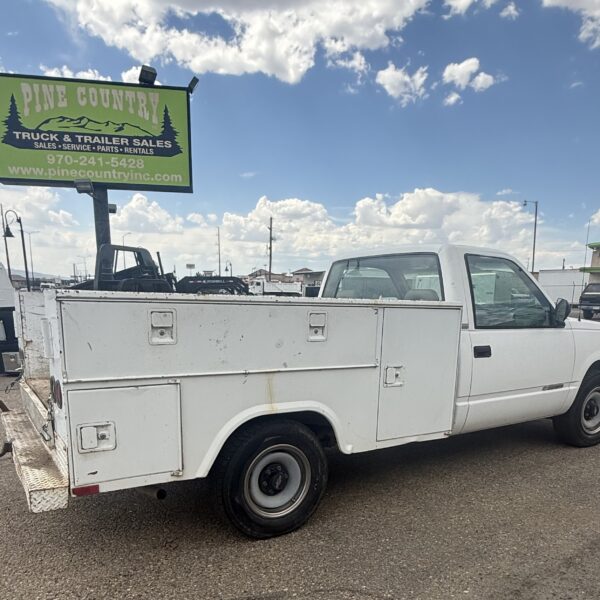 2500 Fleetside Regular Cab Service Body