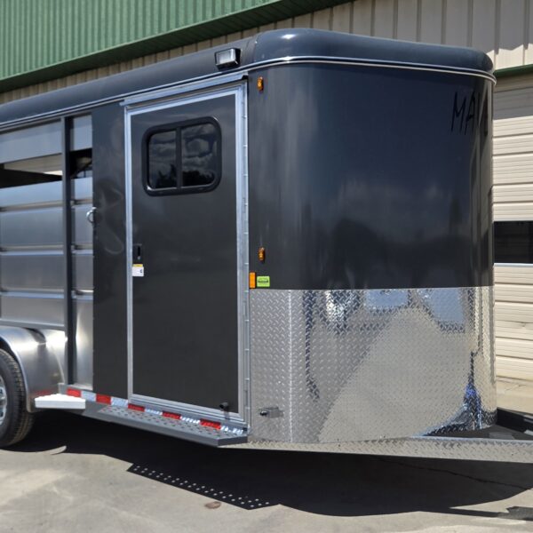 2027 Maverick 3 Horse Slant Bumper Pull Trailer