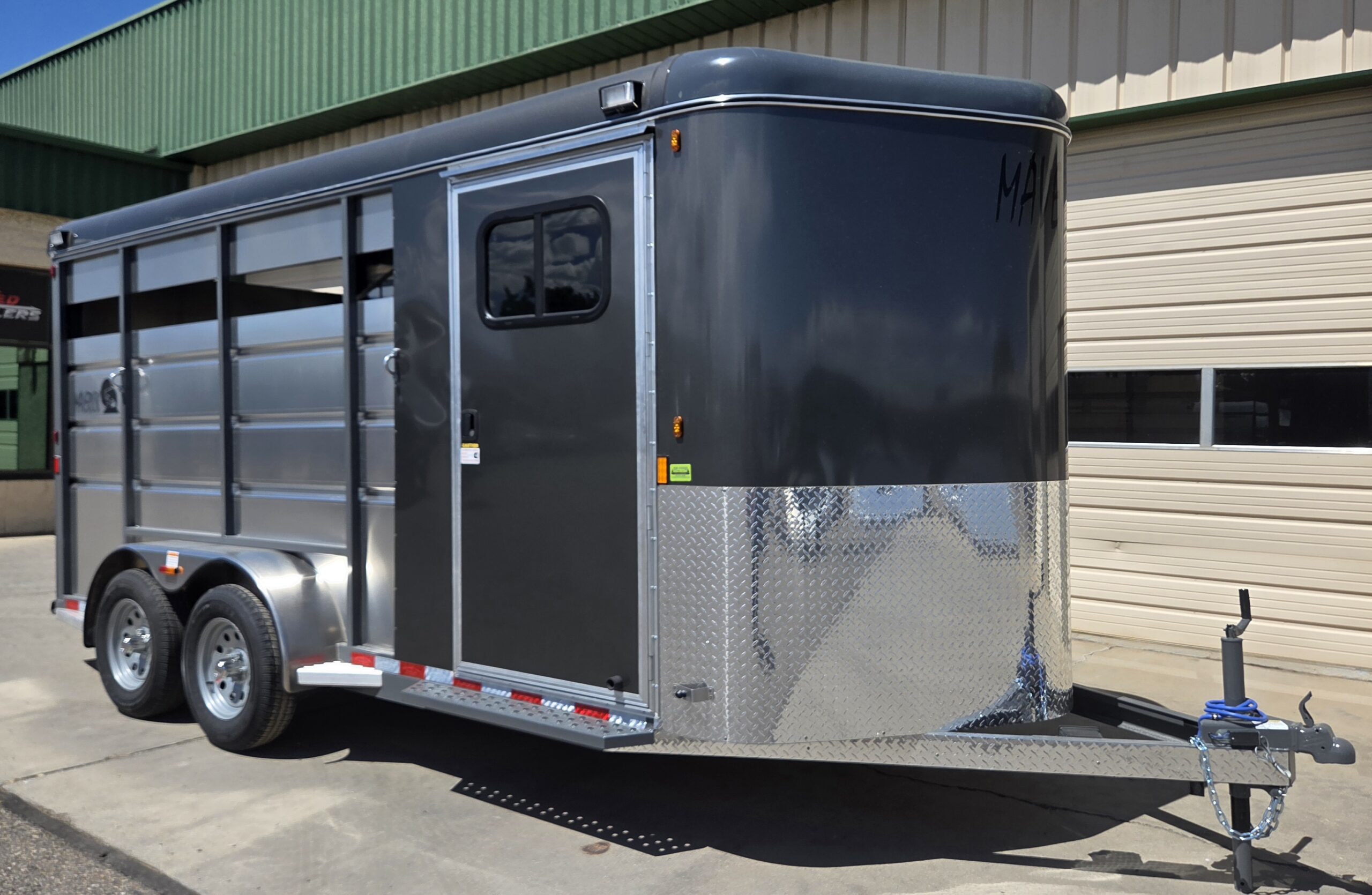 2027 Maverick 3 Horse Slant Bumper Pull Trailer