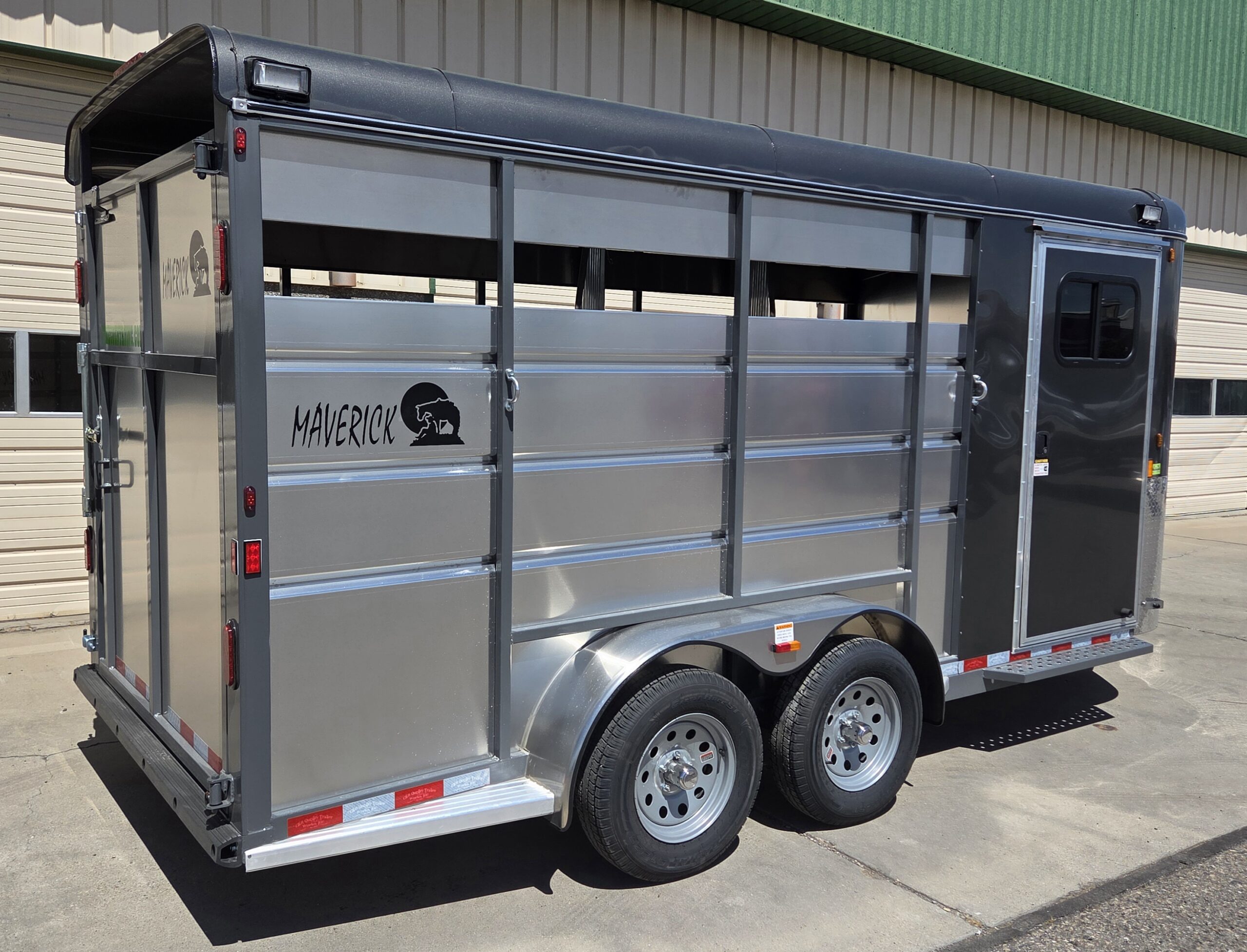 2027 Maverick 3 Horse Slant Bumper Pull Trailer - Image 3