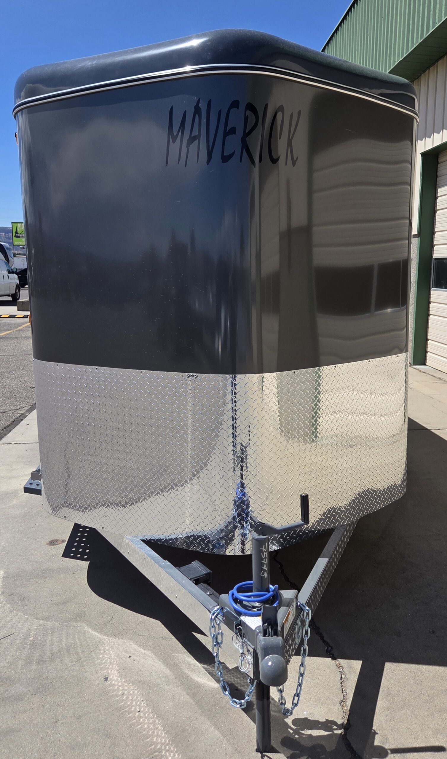 2027 Maverick 3 Horse Slant Bumper Pull Trailer - Image 15