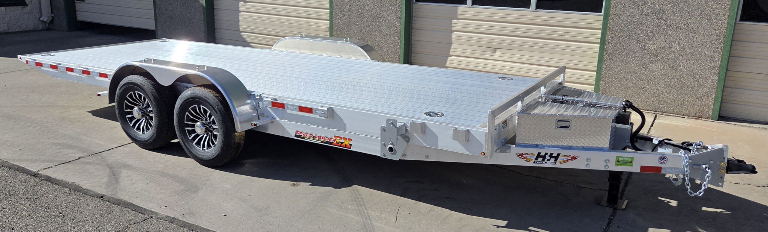 2027 H&H 82"x20' Aluminum Power Tilt Car Hauler Equipment Trailer 14,000 GVWR - Image 4