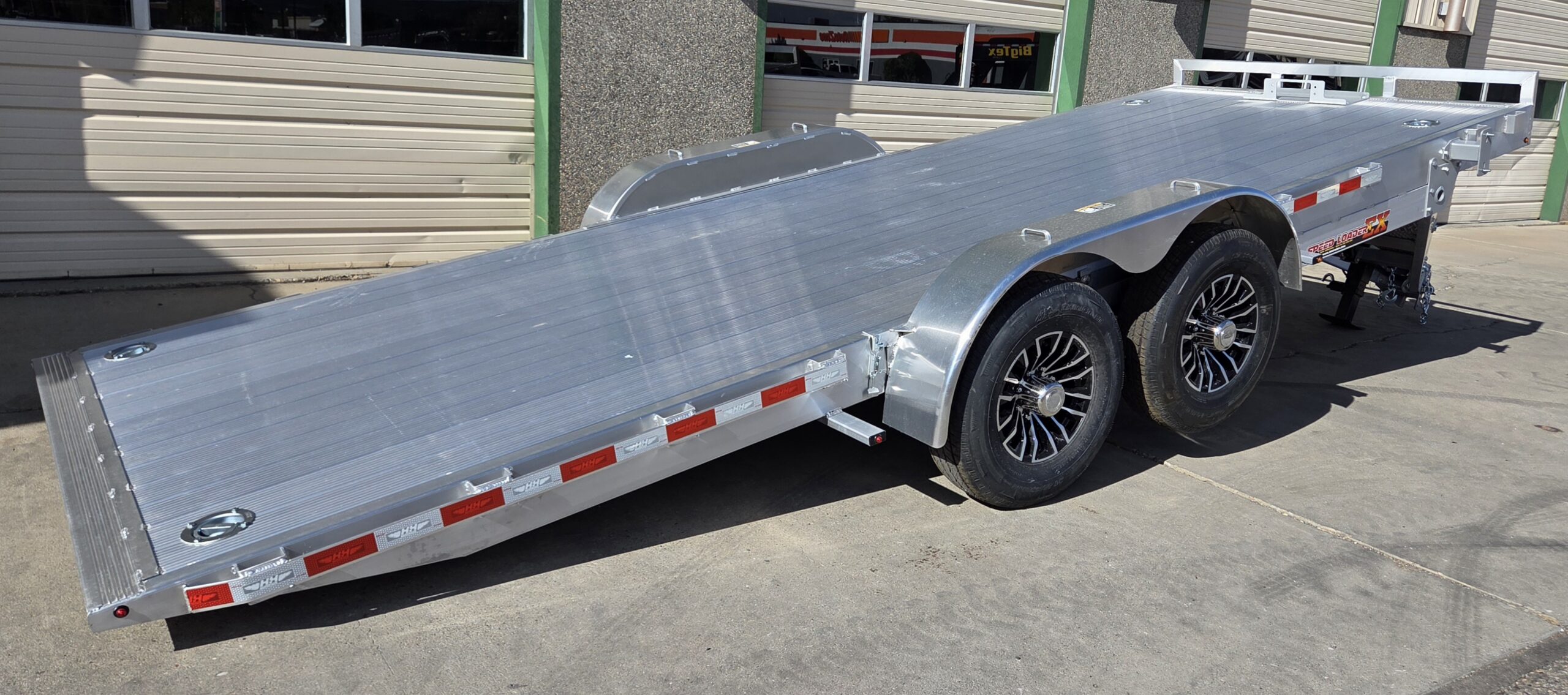 2027 H&H 82"x20' Aluminum Power Tilt Car Hauler Equipment Trailer 14,000 GVWR - Image 3