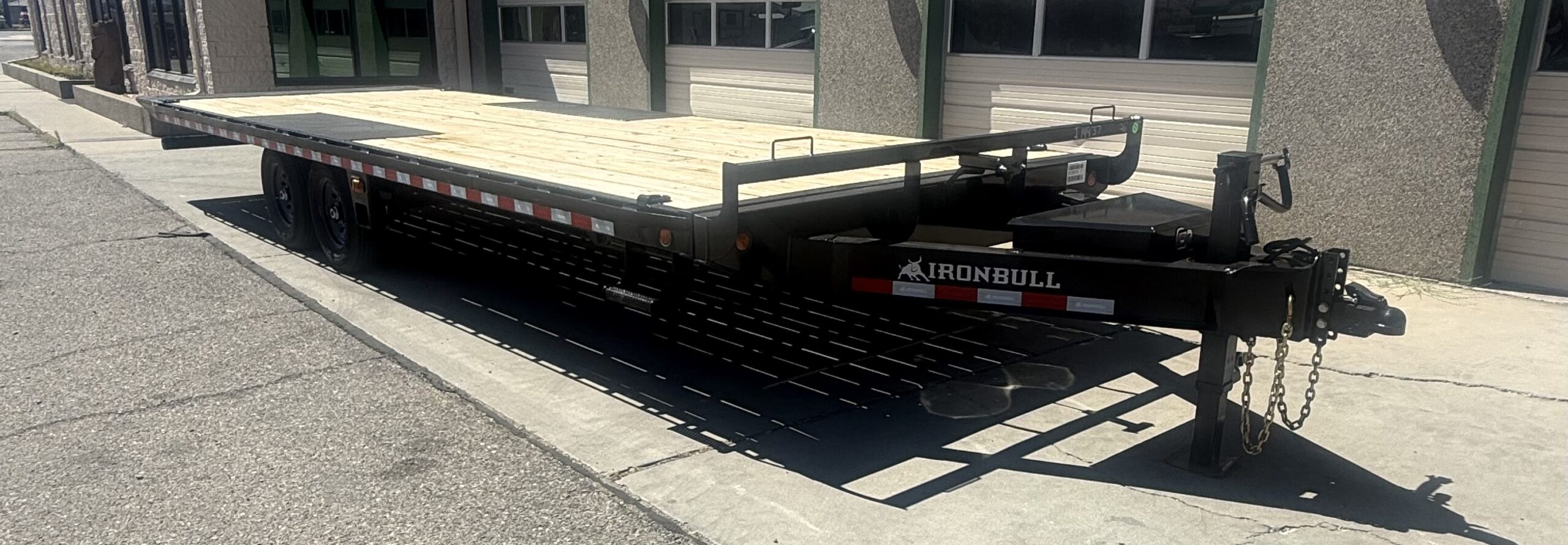 IRONBULL 102 X 26' DECKOVER POWER TILT TRAILER14K Rated - Image 6
