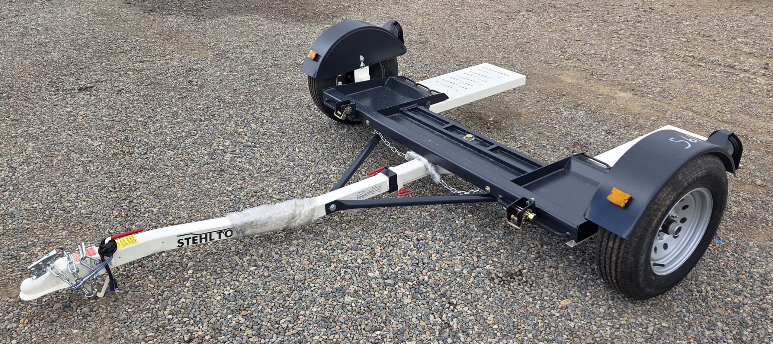 STEHL TOW 2026
ST80TD IDLER BRAKES
TOW DOLLY/CAR HAULER
BLACK 6.7'X8.5'
BUMPER PULL 3.5K SINGLE AXLE
2999 GVWR - Image 2