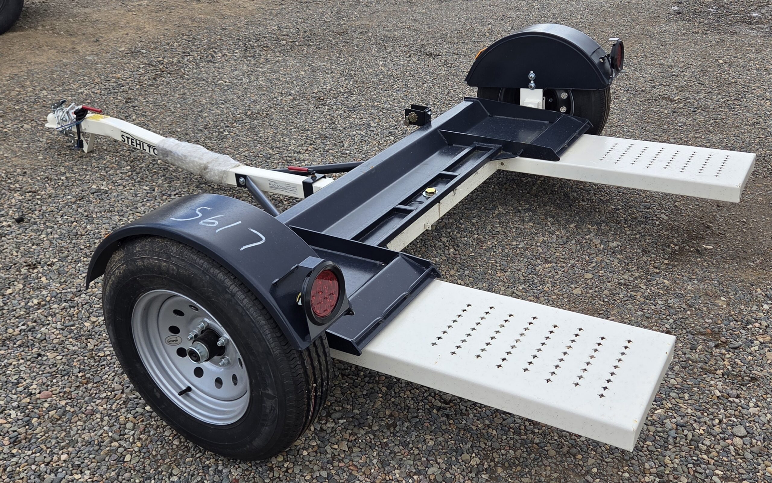 STEHL TOW 2026
ST80TD IDLER BRAKES
TOW DOLLY/CAR HAULER
BLACK 6.7'X8.5'
BUMPER PULL 3.5K SINGLE AXLE
2999 GVWR - Image 3