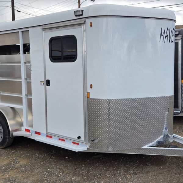 2027 Maverick 3 Horse Slant Bumper Pull Trailer